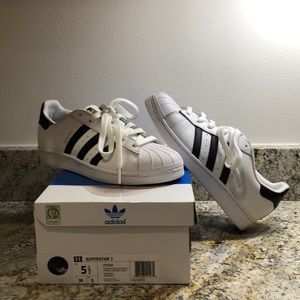 Superstar J size 5.5